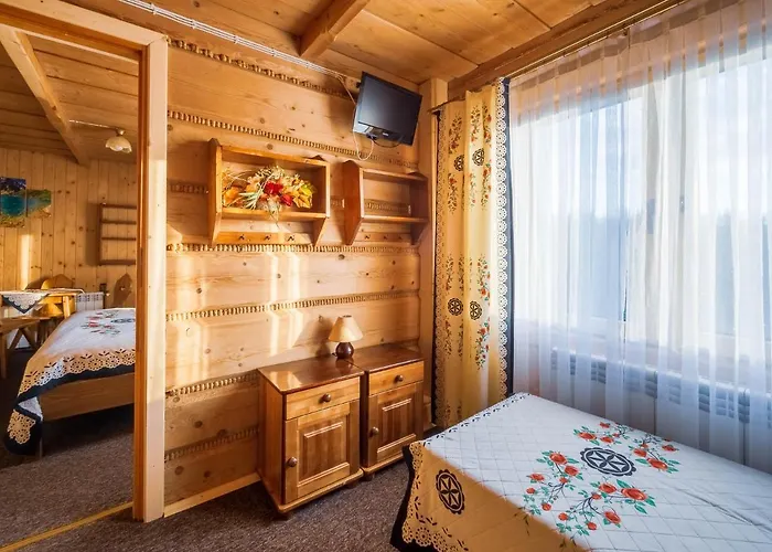 Tarasówka Ośrodek wypoczynkowy *